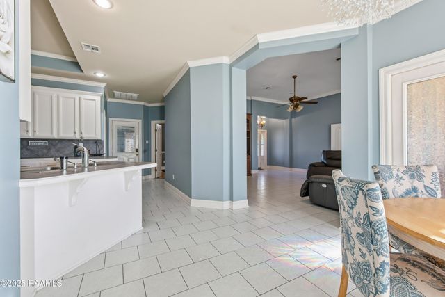 407 Bon Temps Drive, Lafayette, LA 70506