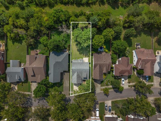 6832 Bridgewater Dr, Nashville, TN 37221