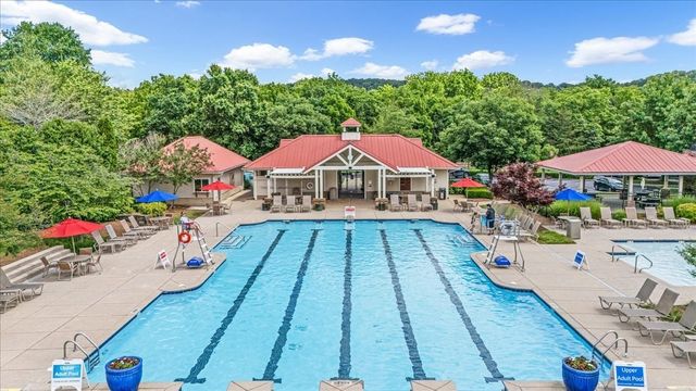 6832 Bridgewater Dr, Nashville, TN 37221