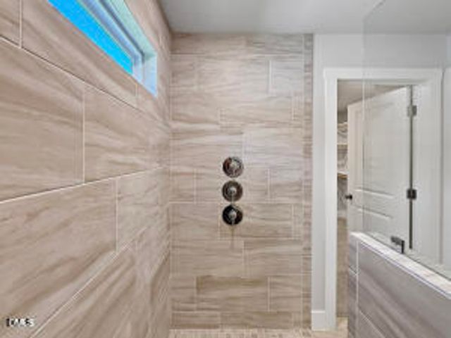 80 Bluestone Drive, Lillington, NC 27546