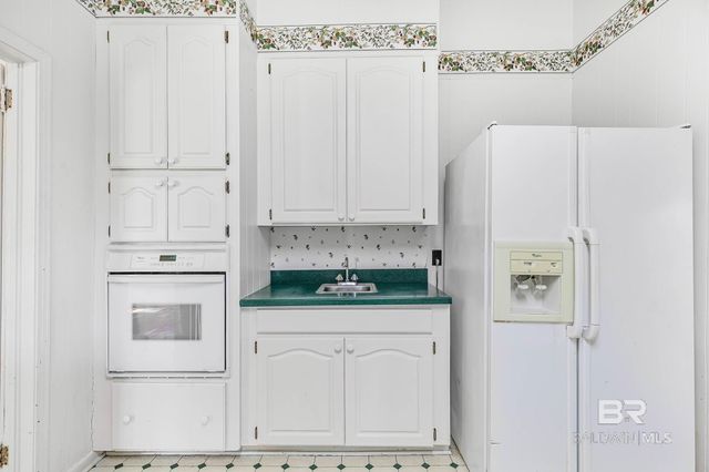 625 Arthur Hall Road, Atmore, AL 36502