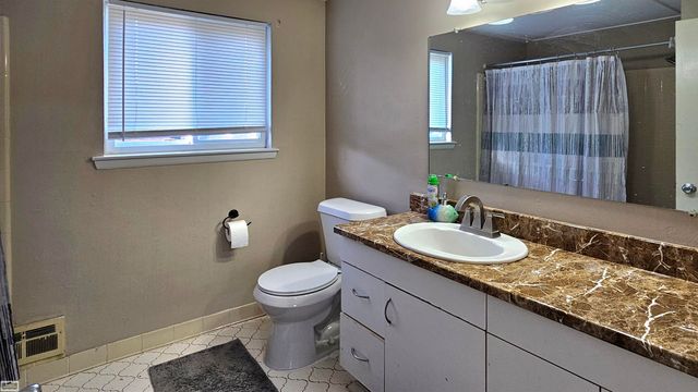 19709 Abrahm Street, Clinton Township, MI 48035