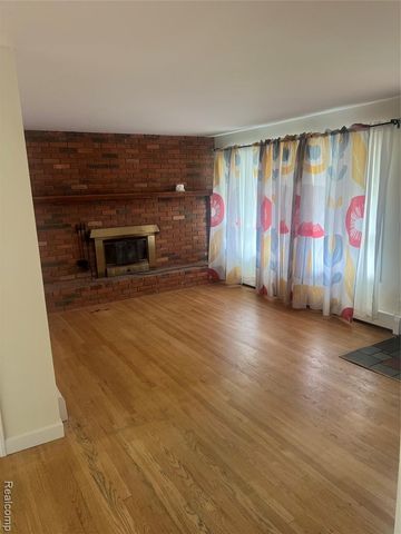 161 Edith Street, Oxford, MI 48371