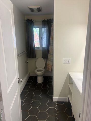161 Edith Street, Oxford, MI 48371