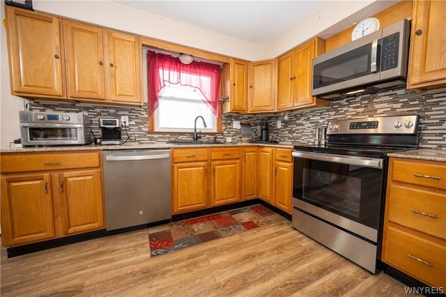 6148 Reger Drive, Lockport Town, NY 14094