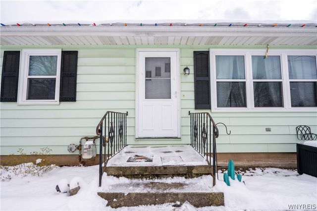 6148 Reger Drive, Lockport Town, NY 14094