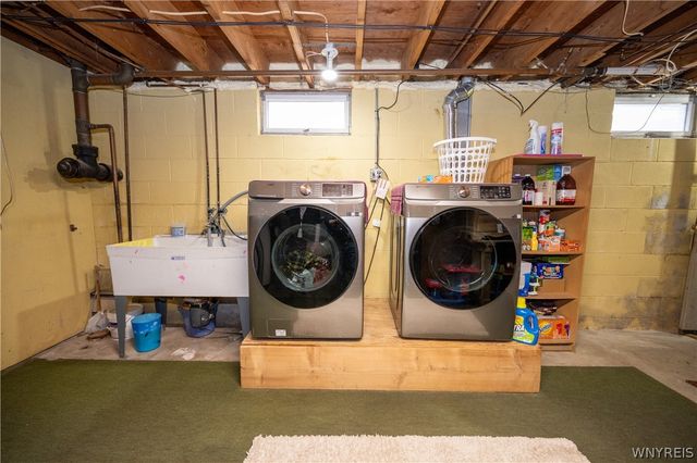 6148 Reger Drive, Lockport Town, NY 14094