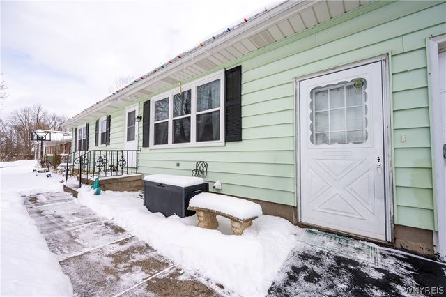 6148 Reger Drive, Lockport Town, NY 14094