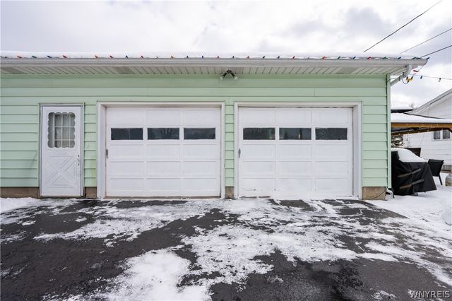 6148 Reger Drive, Lockport Town, NY 14094