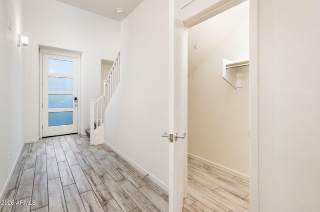 300 N GILA SPRINGS Boulevard 207, Chandler, AZ 85226