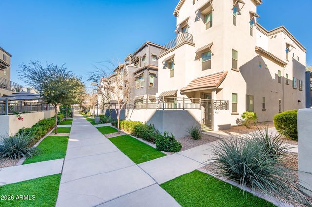 300 N GILA SPRINGS Boulevard 207, Chandler, AZ 85226