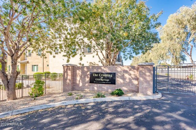 300 N GILA SPRINGS Boulevard 207, Chandler, AZ 85226