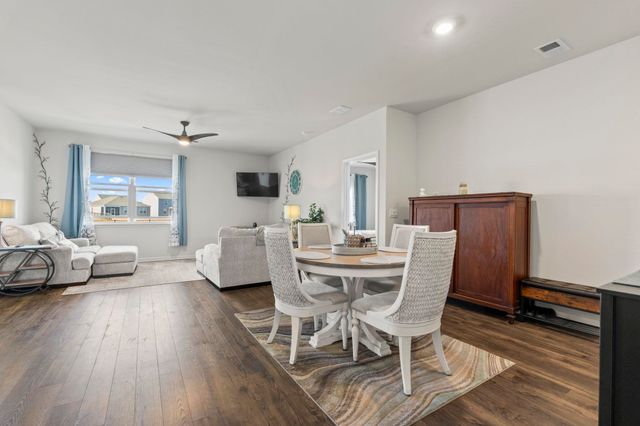 849 Green Garden Way, Myrtle Beach, SC 29579