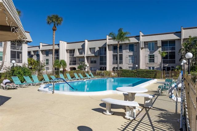 8693 BARDMOOR BOULEVARD 102B, Seminole, FL 33777