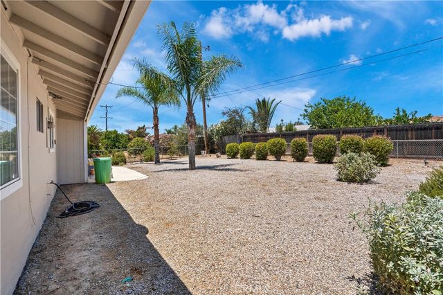 29400 Thornhill Drive, Menifee, CA 92586