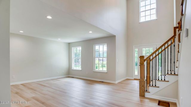 6311 Utica Rd, Louisville, KY 40214