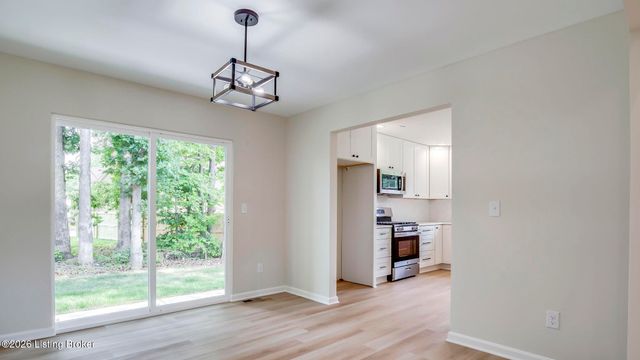 6311 Utica Rd, Louisville, KY 40214