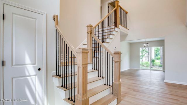 6311 Utica Rd, Louisville, KY 40214