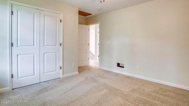 6311 Utica Rd, Louisville, KY 40214