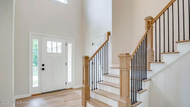 6311 Utica Rd, Louisville, KY 40214