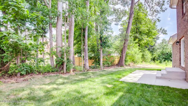 6311 Utica Rd, Louisville, KY 40214