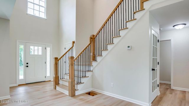 6311 Utica Rd, Louisville, KY 40214