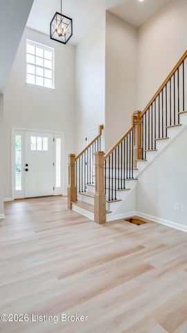 6311 Utica Rd, Louisville, KY 40214