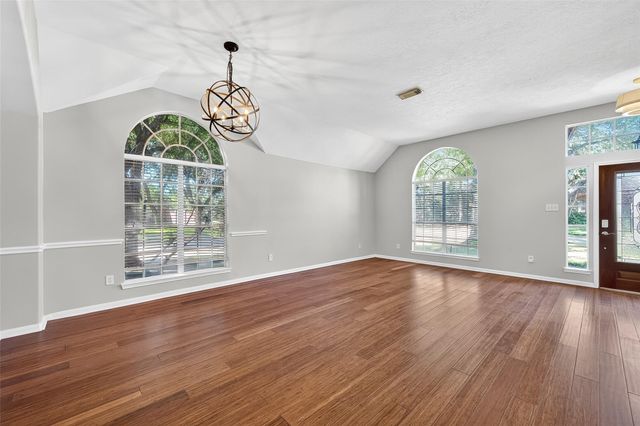 16431 Redcrest Drive, Houston, TX 77095