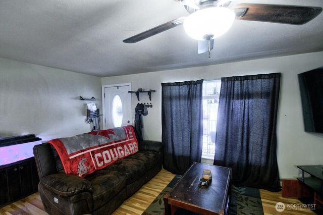 14939 Turner Road SE, Rainier, WA 98576