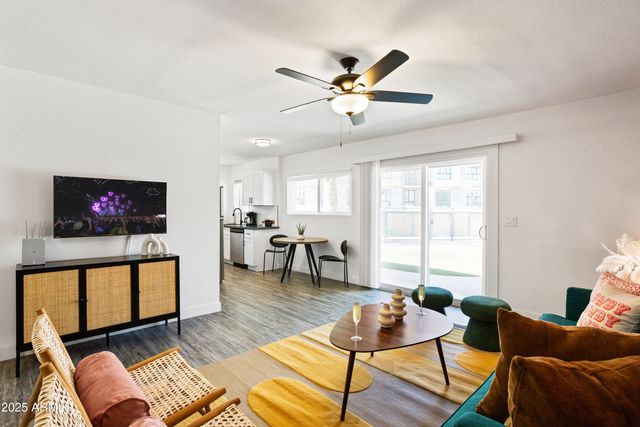 4625 N 73RD Street 1001, Scottsdale, AZ 85251