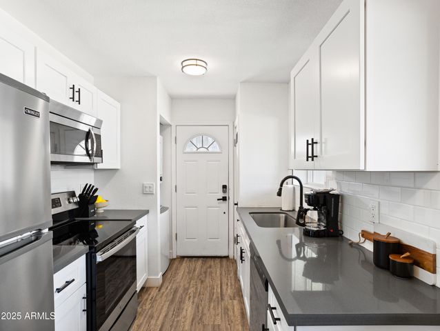 4625 N 73RD Street 1001, Scottsdale, AZ 85251