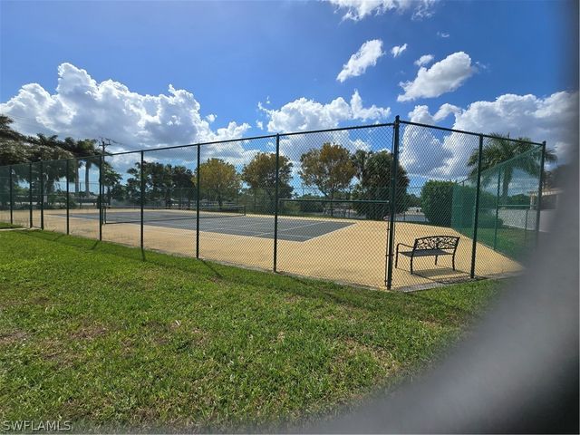 25069 Peacock LN 101, Naples, FL 34114