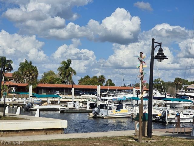 25069 Peacock LN 101, Naples, FL 34114