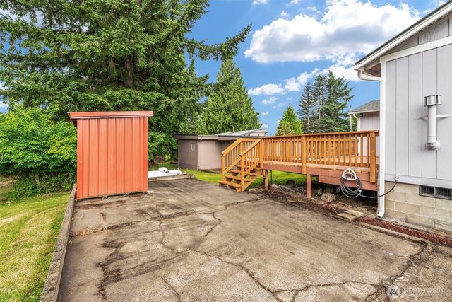 175 Jacobson Road, Cathlamet, WA 98612