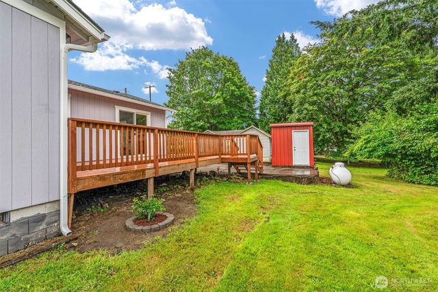 175 Jacobson Road, Cathlamet, WA 98612