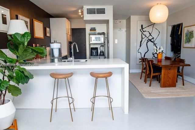 1000 West Ave 1504, Miami Beach, FL 33139