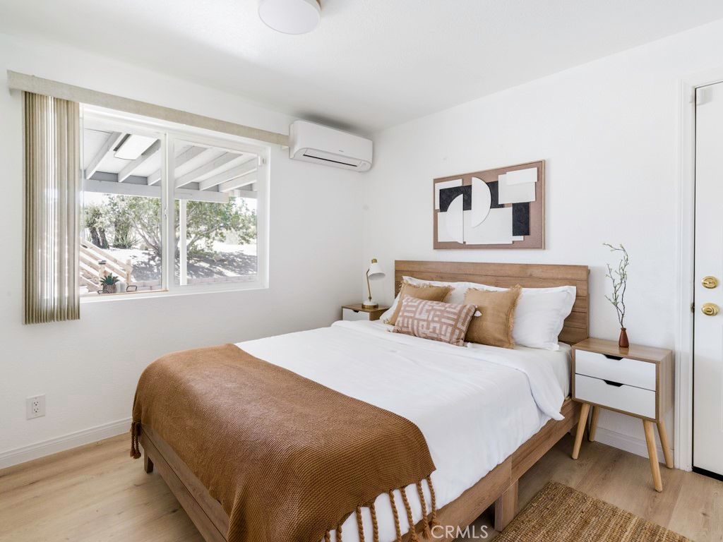 Image 21 of property listing at 5564 Old Woman Springs Road, Yucca Valley, CA 92284