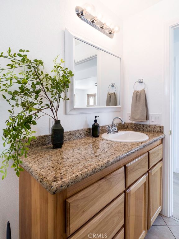 Image 31 of property listing at 5564 Old Woman Springs Road, Yucca Valley, CA 92284