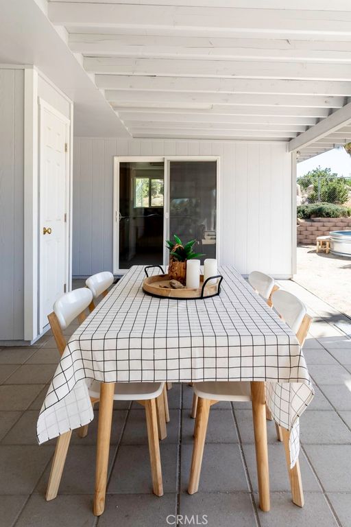 Image 37 of property listing at 5564 Old Woman Springs Road, Yucca Valley, CA 92284