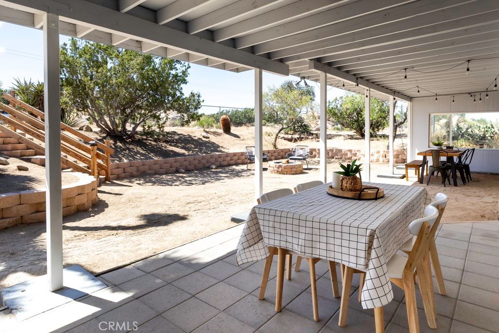 Image 38 of property listing at 5564 Old Woman Springs Road, Yucca Valley, CA 92284