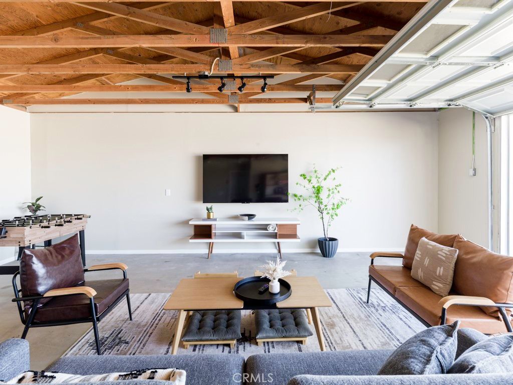 Image 50 of property listing at 5564 Old Woman Springs Road, Yucca Valley, CA 92284