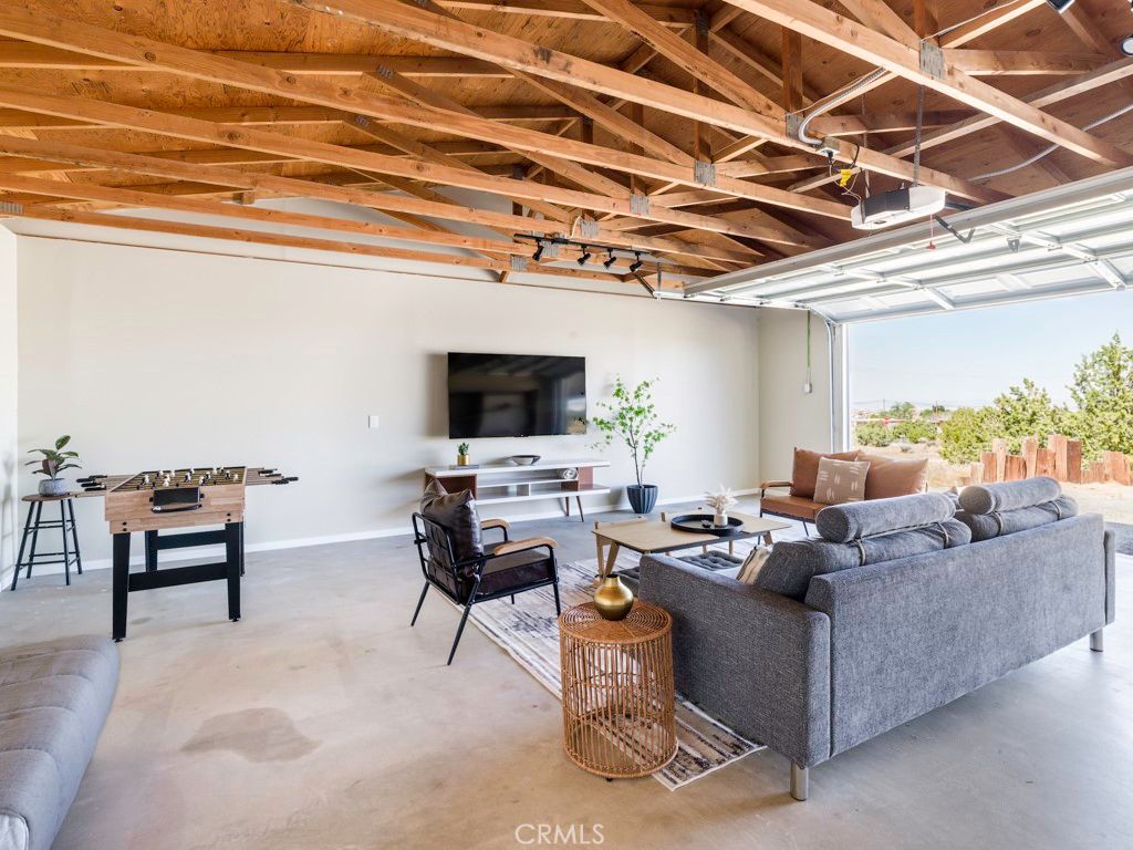 Image 51 of property listing at 5564 Old Woman Springs Road, Yucca Valley, CA 92284