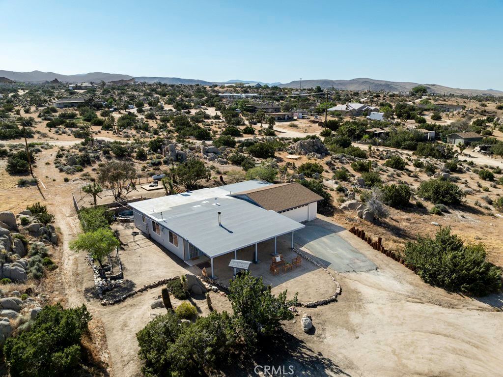 Image 55 of property listing at 5564 Old Woman Springs Road, Yucca Valley, CA 92284