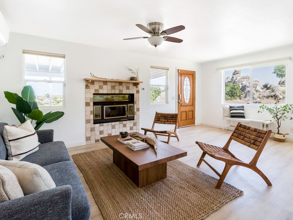 Image 8 of property listing at 5564 Old Woman Springs Road, Yucca Valley, CA 92284