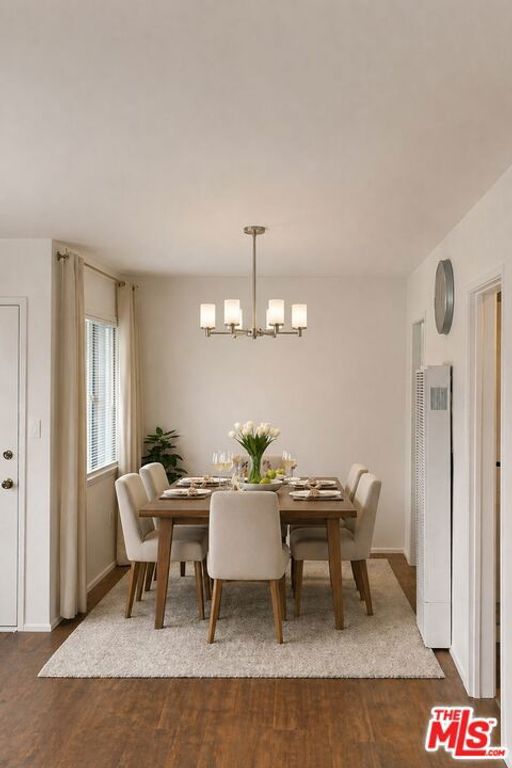 Image 2 of property listing at 3475 Carmona Avenue, Baldwin Hills, CA 90016