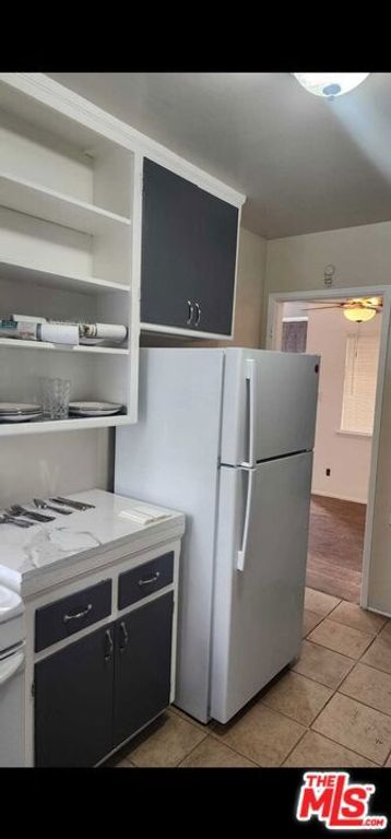 Image 4 of property listing at 3475 Carmona Avenue, Baldwin Hills, CA 90016