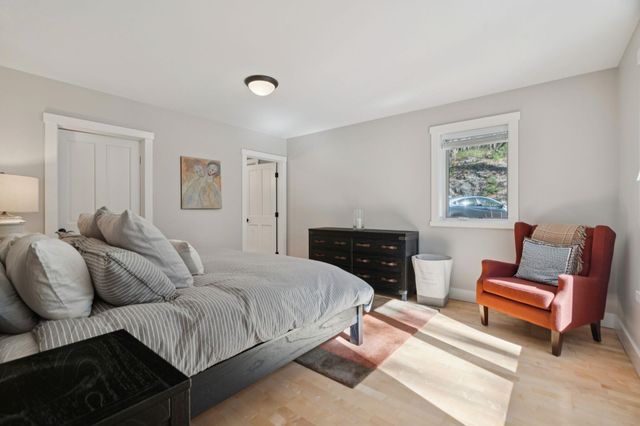 207 Hartness Way, Hartford, VT 05059