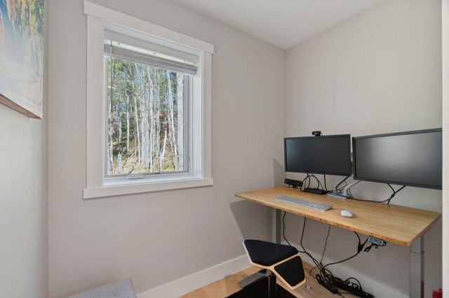 207 Hartness Way, Hartford, VT 05059