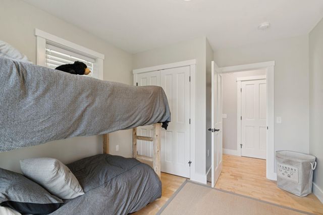 207 Hartness Way, Hartford, VT 05059
