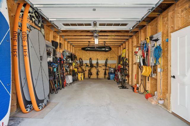 207 Hartness Way, Hartford, VT 05059